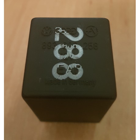 RELÉ PARA SONDA LAMBDA 893906258