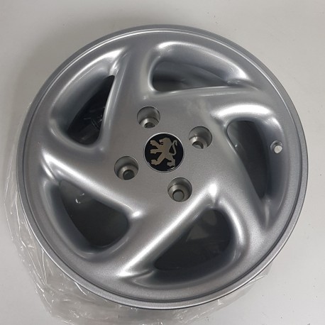 9606gp llanta de aleación original Peugeot
