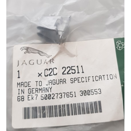 C2C22511 ABRAZADERA TRIPLE Jaguar ORIGINAL