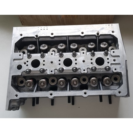 03E103264X CYLINDER HEAD ORIGINAL
