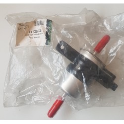 c2z7738 filtro de carburante original jaguar